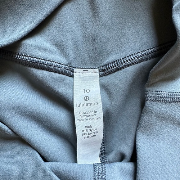 Lululemon Align leggings 21” - Picture 5 of 8